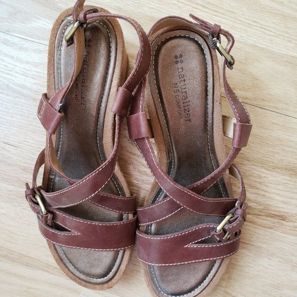 Naturalizer Genuine Leather Brown Wedge Sandals Size 8M - Picture 5 of 6